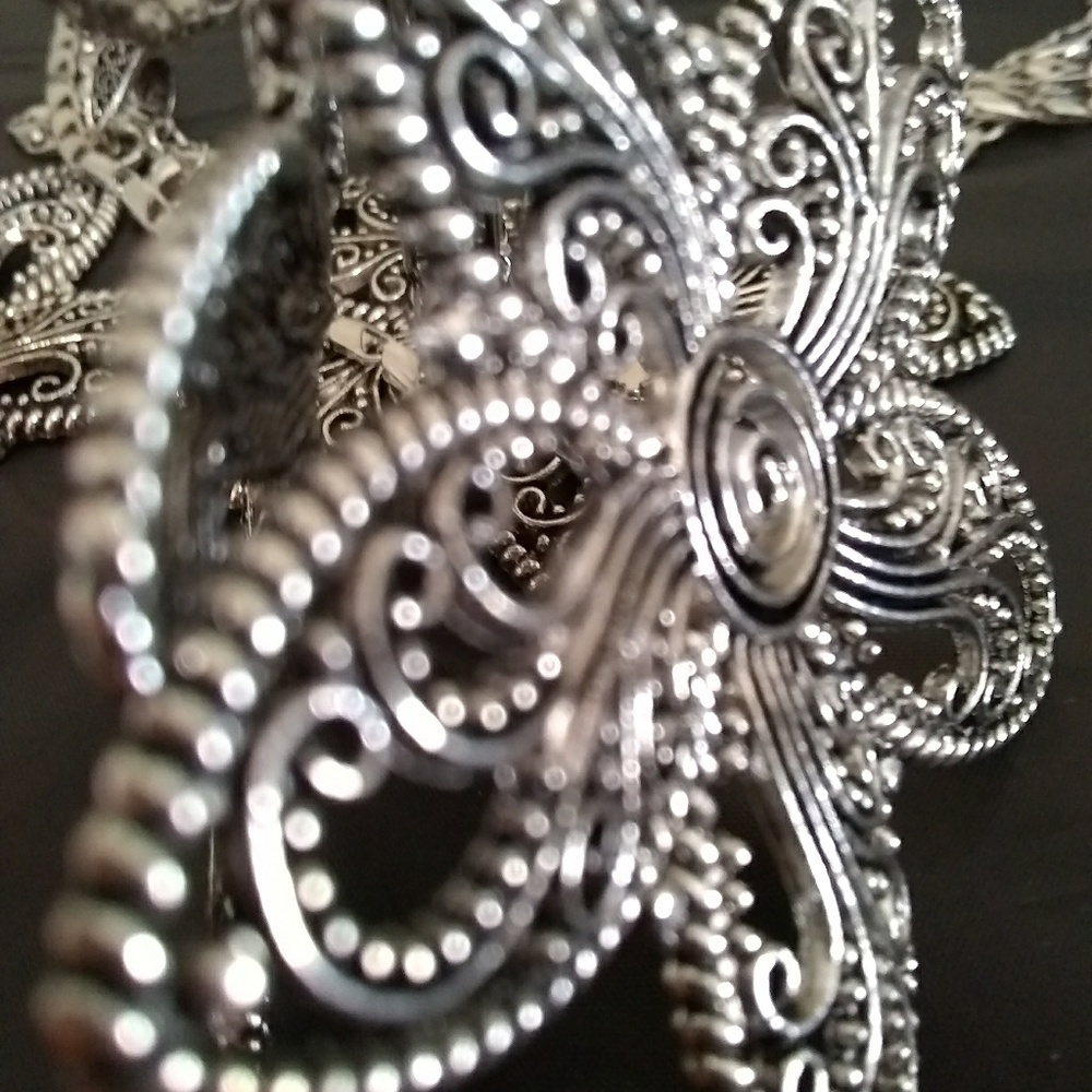 New 28" Super Big Ancient Flower Star Necklace - Picture 3 of 5